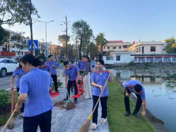 Cán bộ Kiểm sát hưởng ứng phong trào: người thành đông nói lời hay, hành động đẹp