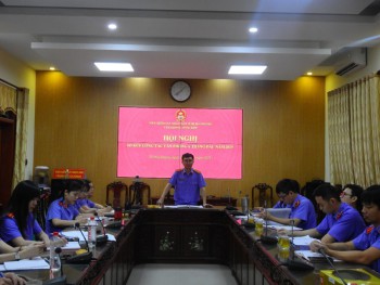 Văn phòng tổng hợp tổ chức Hội nghị sơ kết công tác  06 tháng đầu năm 2025