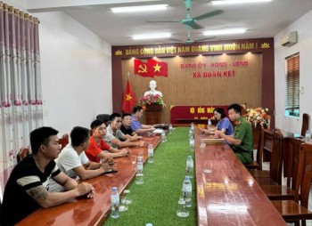VKSND huyện Thanh Miện trực tiếp kiểm sát công tác THAHS tại UBND các xã