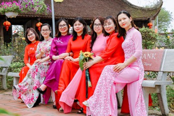 Hai màu áo, một trái tim