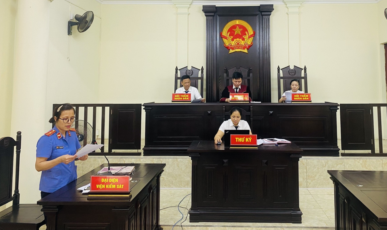 Toà án nhân dân huyện Thanh Hà tổ chức xét xử phiên toà trực tuyến